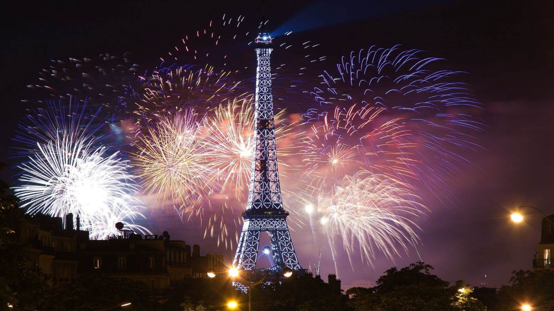 Безкоштовна поїздка в Париж на Новий Рік!